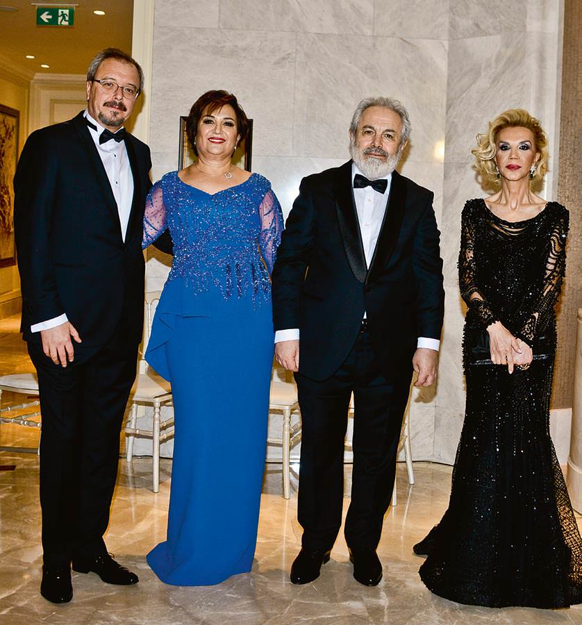 Alaçatı'da tanıştılar İstanbul'da evlendiler 