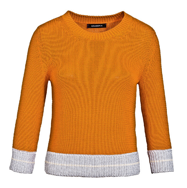 Moda haftaları renkli geçiyor