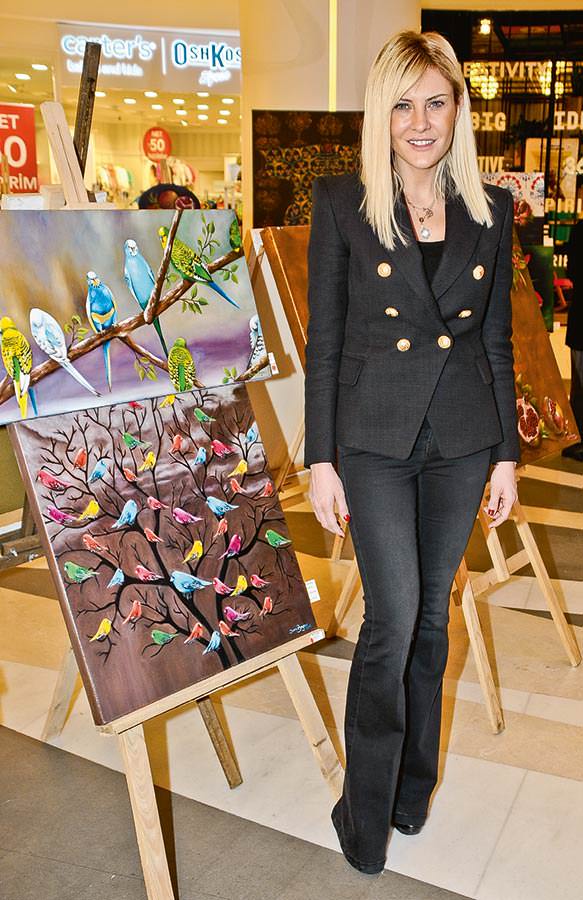 Sanatseverlerden minik kalplere destek