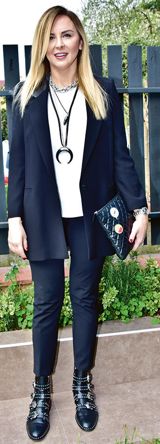 Kapsül koleksiyon çok beğenildi