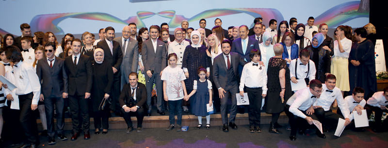 Otizmli çocuklara büyük destek gecesi