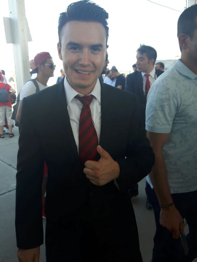 Ünlü isimler Demokrasi ve Şehitler mitinginde	