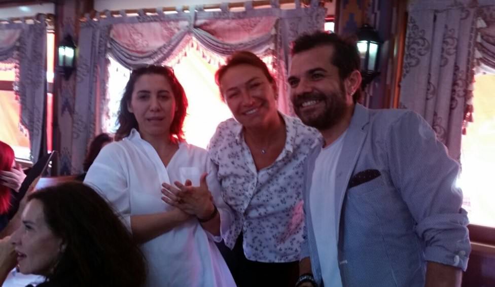 Ünlü isimler Demokrasi ve Şehitler mitinginde	