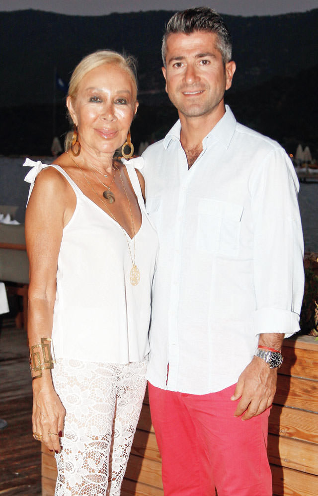 Cemiyetin ünlü isimleri çocuklar için buluştu 