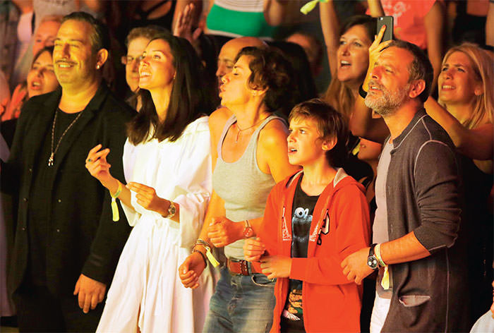 Ünlüler Tarkan konserine akın etti