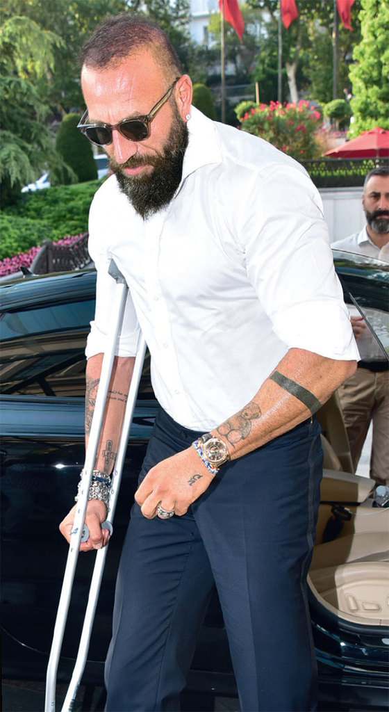 Sadeliği şıklıkla buluşturan düğün