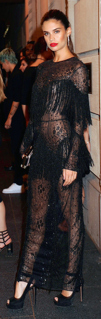 Carine Roitfeld onuruna ikonik parti