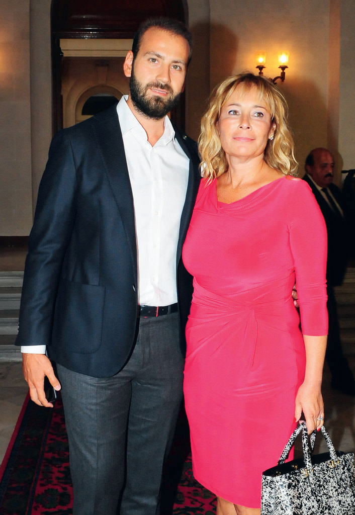 Zeynep Fadıllıoğlu'ndan mücevher koleksiyonu