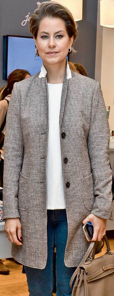 Yeni mağazada açılış daveti