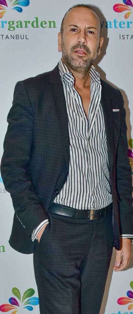 Açılışta Hande Yener coşkusu