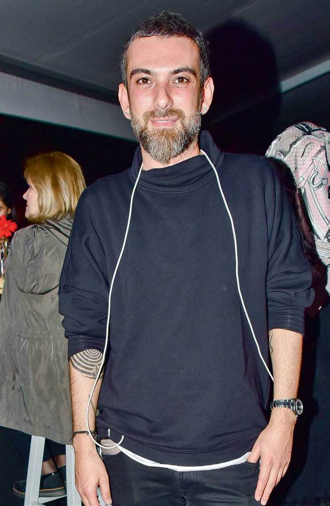 Açılışta Hande Yener coşkusu