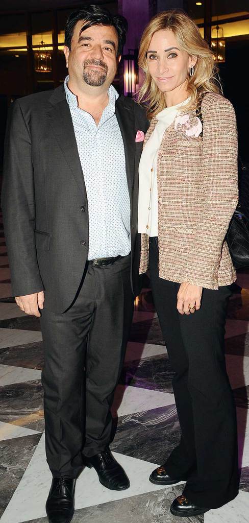 Yenilenen lobide sanat dolu davet