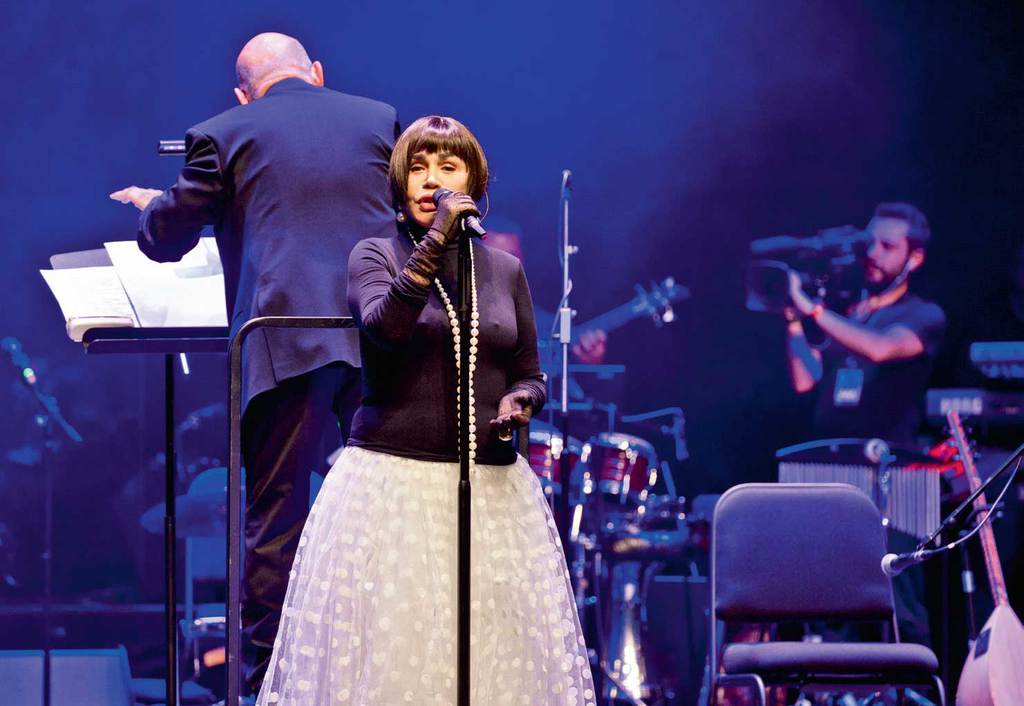 Şarkılarla ÇABA'ya destek oldular