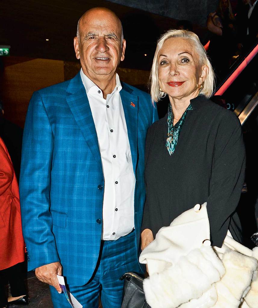 Şarkılarla ÇABA'ya destek oldular