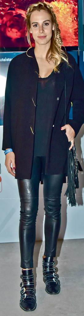 Çılgın gösteriden ÇABA yararına gala