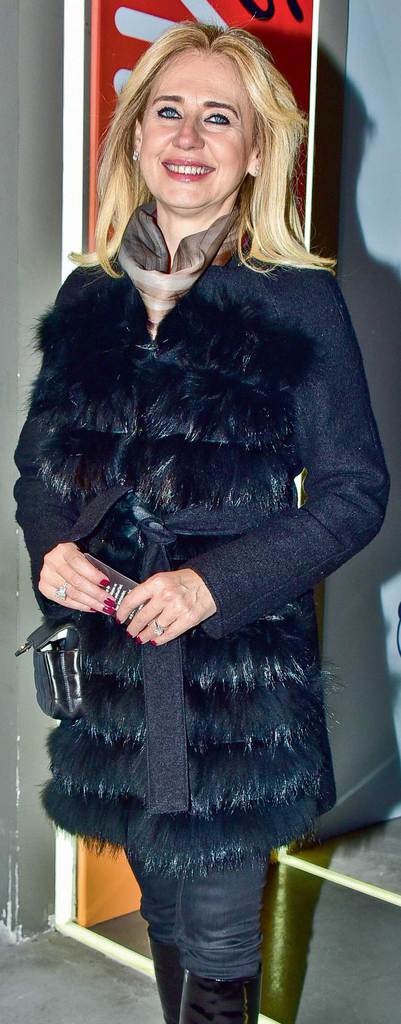 Çılgın gösteriden ÇABA yararına gala