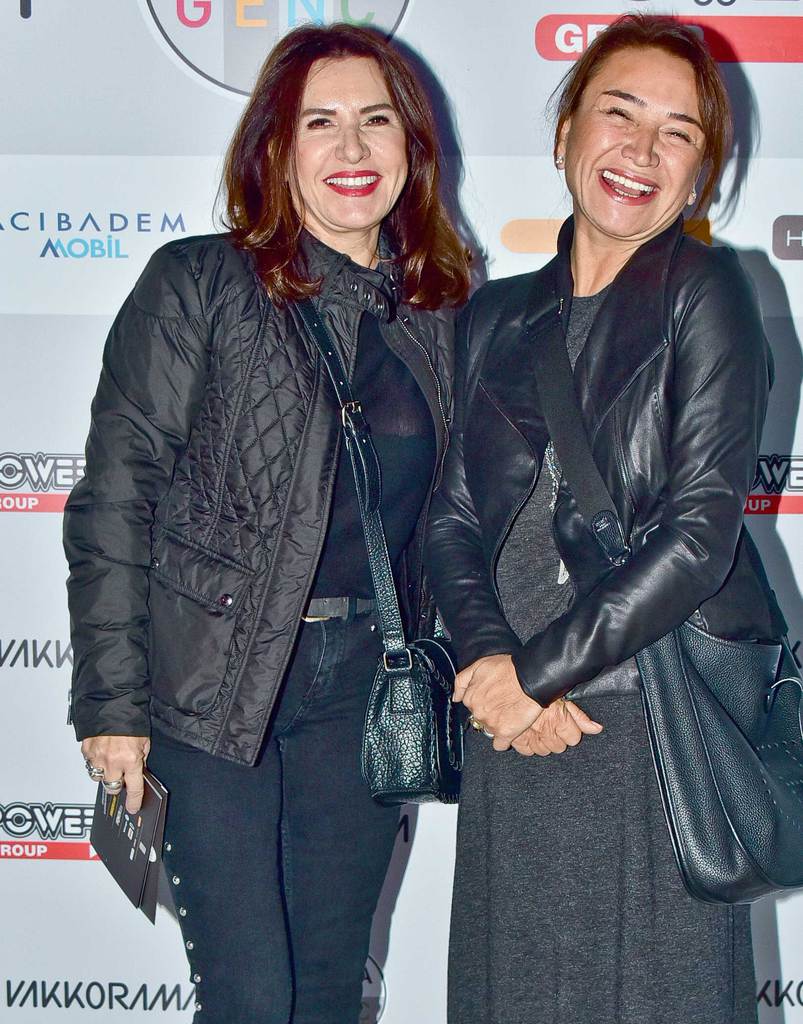 Çılgın gösteriden ÇABA yararına gala