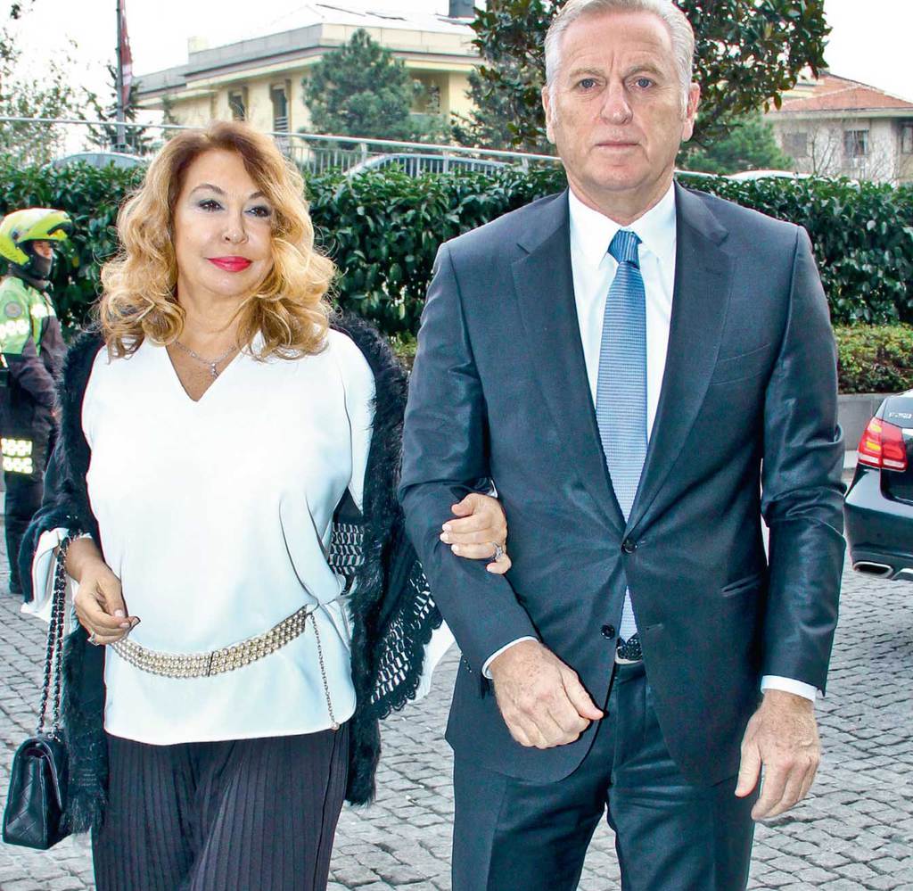 Pelin Akın ve Cam Baver Özalp evlendi