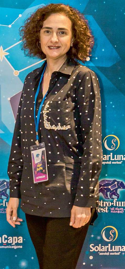 Astroloji festivali büyük ilgi gördü