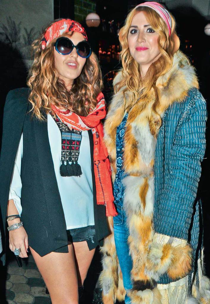 70'ler temasında doğum günü partisi