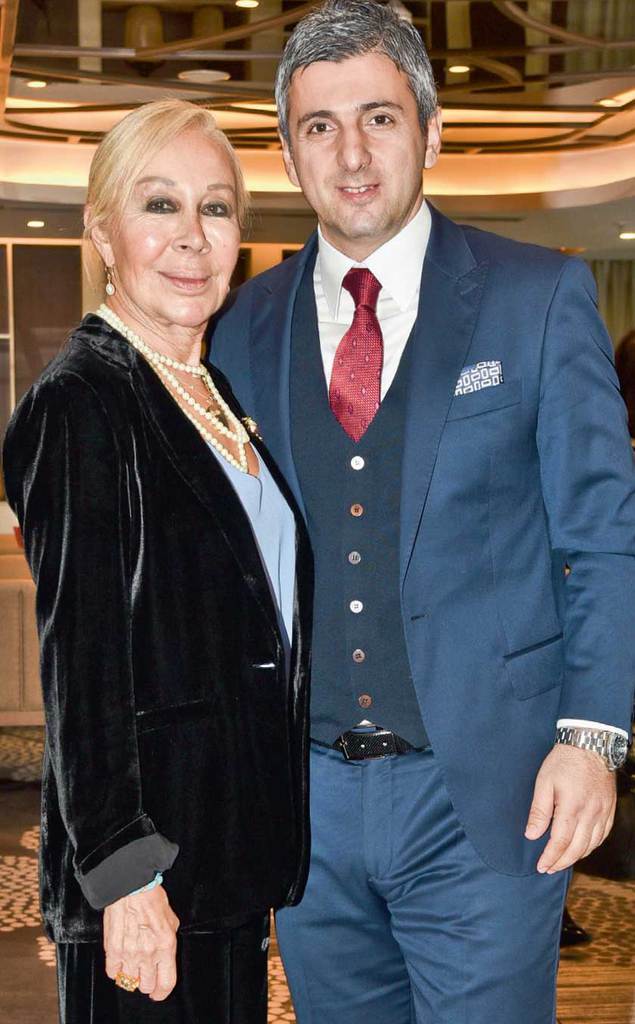 Yeni koleksiyonunu görücüye çıkarttı