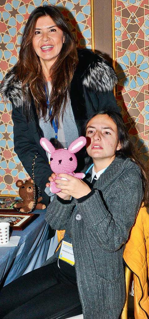 Çocuklar için alışveriş yaptılar