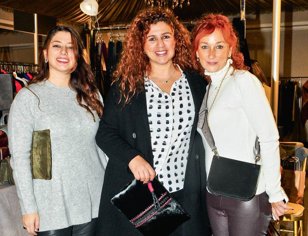 Çocuklar için alışveriş yaptılar