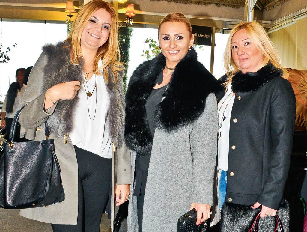 Çocuklar için alışveriş yaptılar