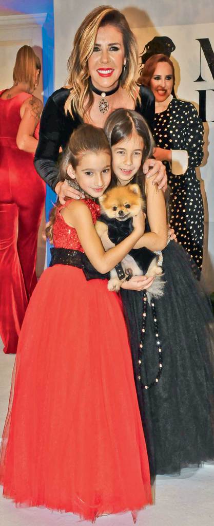 Çocuklar için podyuma çıktılar