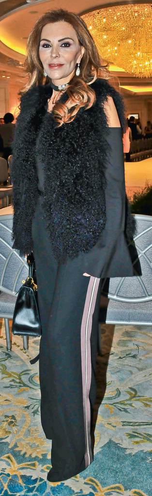 Çocuklar için podyuma çıktılar