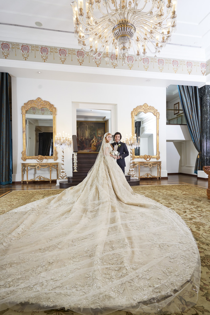 23 yaşındaki Sena'ya yaşı kadar altın