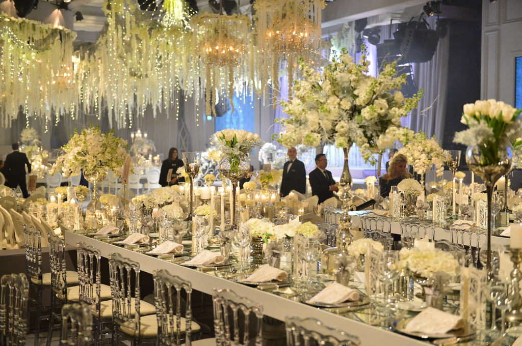 23 yaşındaki Sena'ya yaşı kadar altın