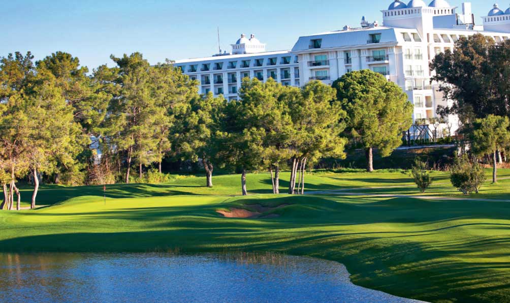 Kadınlara özel golf turnuvası