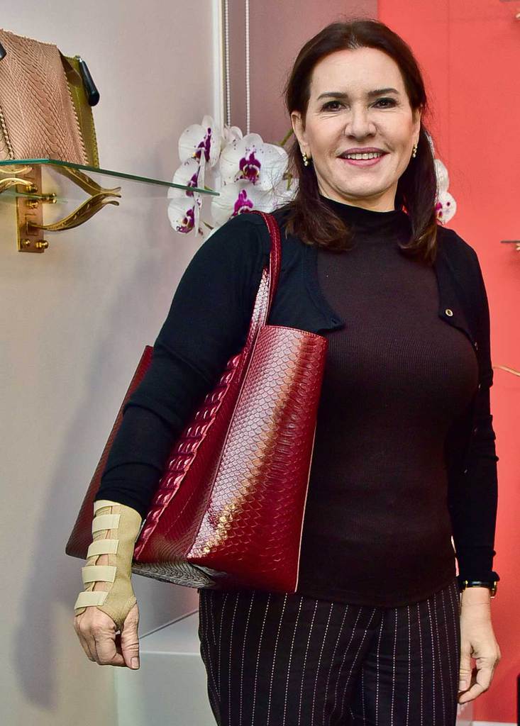 Koleksiyonunu yeni yerinde tanıttı