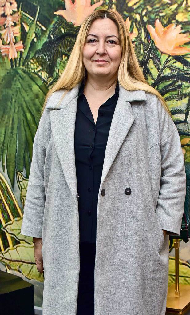 Koleksiyonunu yeni yerinde tanıttı