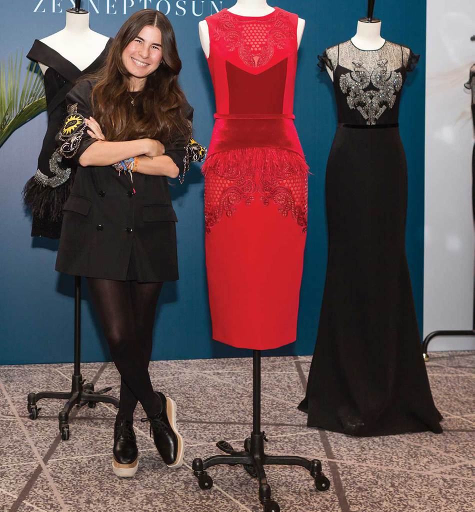 Alışveriş şenliği yeni yıl konseptiyle gerçekleşti