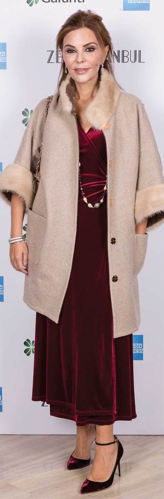 Alışveriş şenliği yeni yıl konseptiyle gerçekleşti