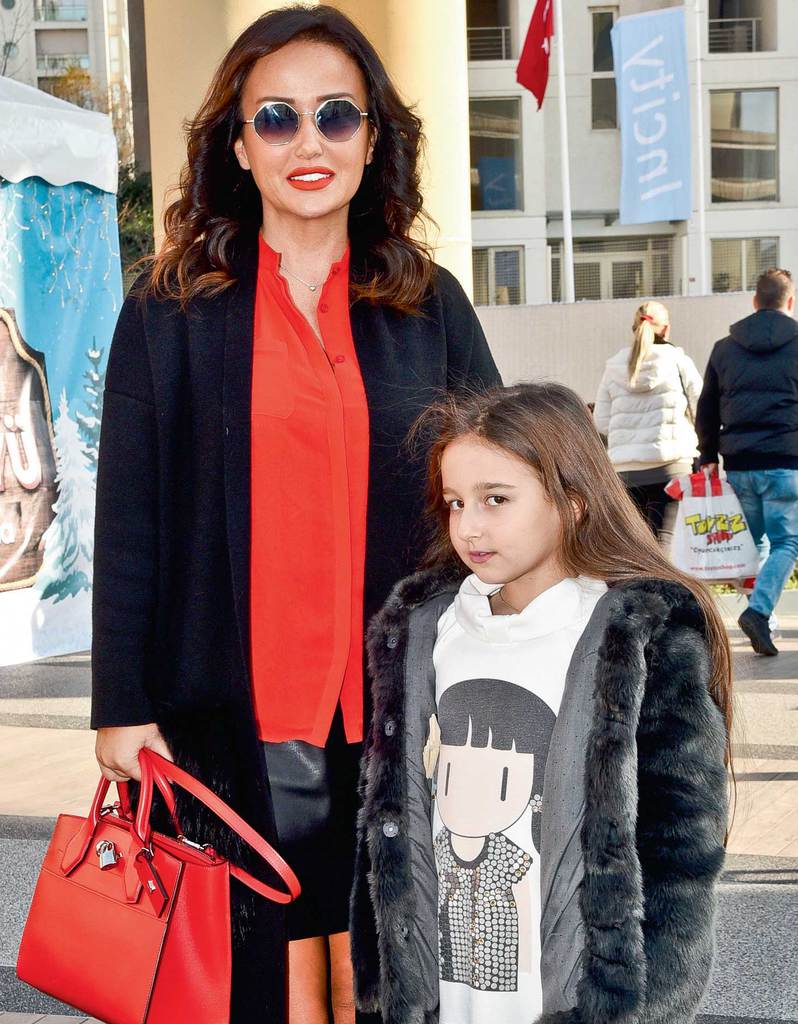 'Yılbaşı Köyü'nde renkli eğlence