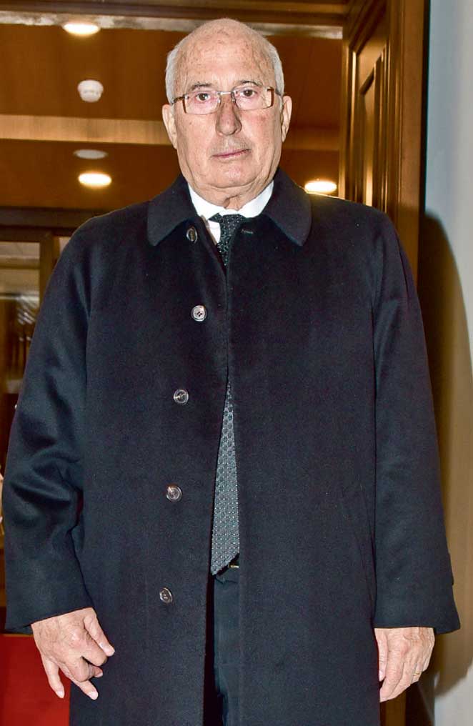 Ağanın kızına sarayda görkemli düğün