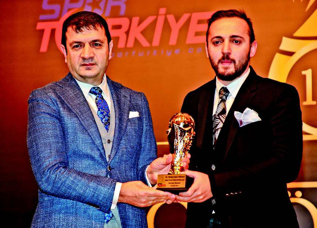 Turkuvaz'a ödül yağmuru