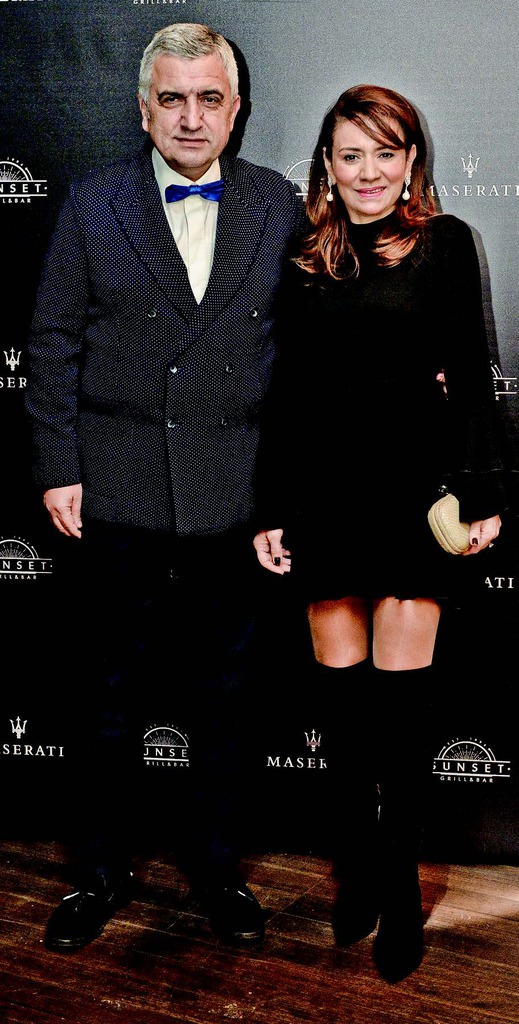 Yeni yıl davetinde otomobil tanıttılar