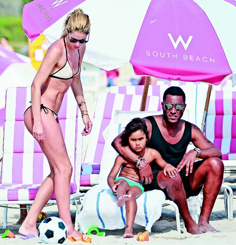 Ünlü isimler rotalarını sıcak destinasyonlara çevirdi