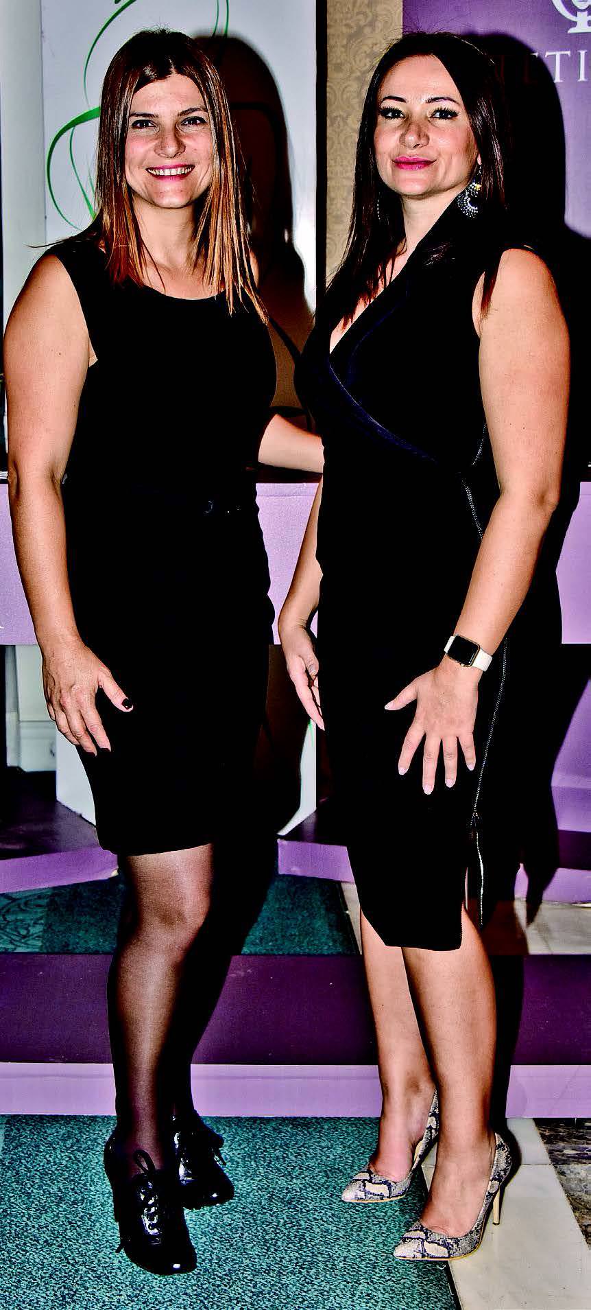 Ünlü isimlerin yaptığı resimler kapışıldı!