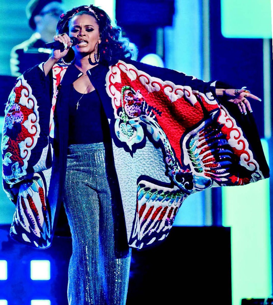 Grammy Ödül Töreni'ne performanslar damga vurdu