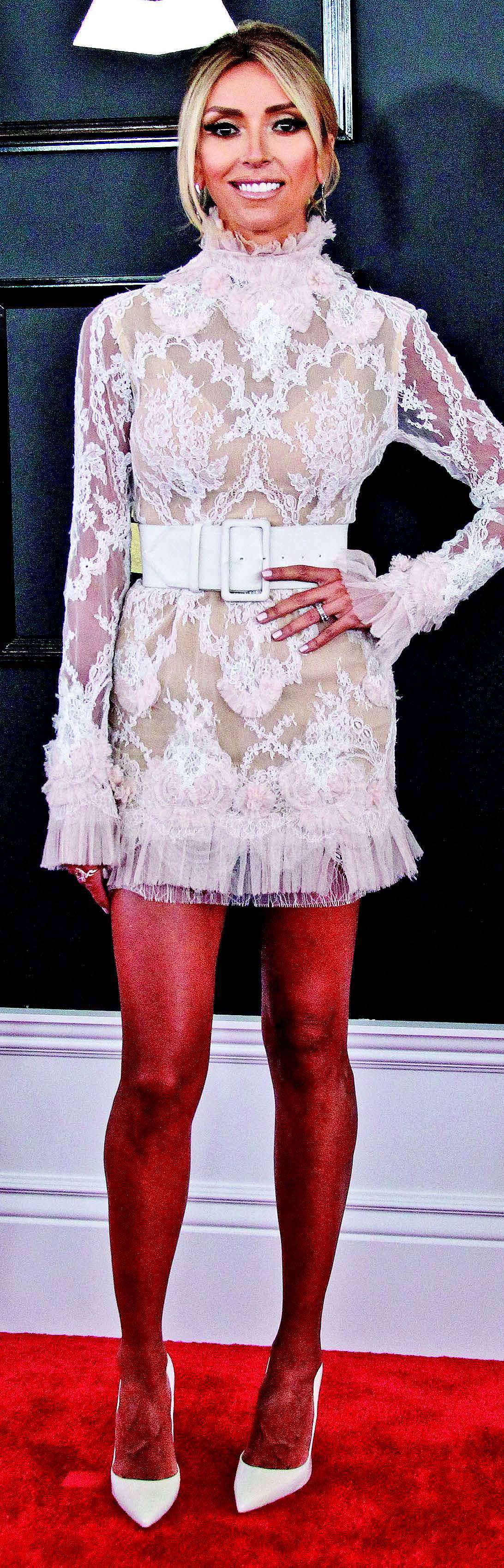 Grammy Ödül Töreni'ne performanslar damga vurdu