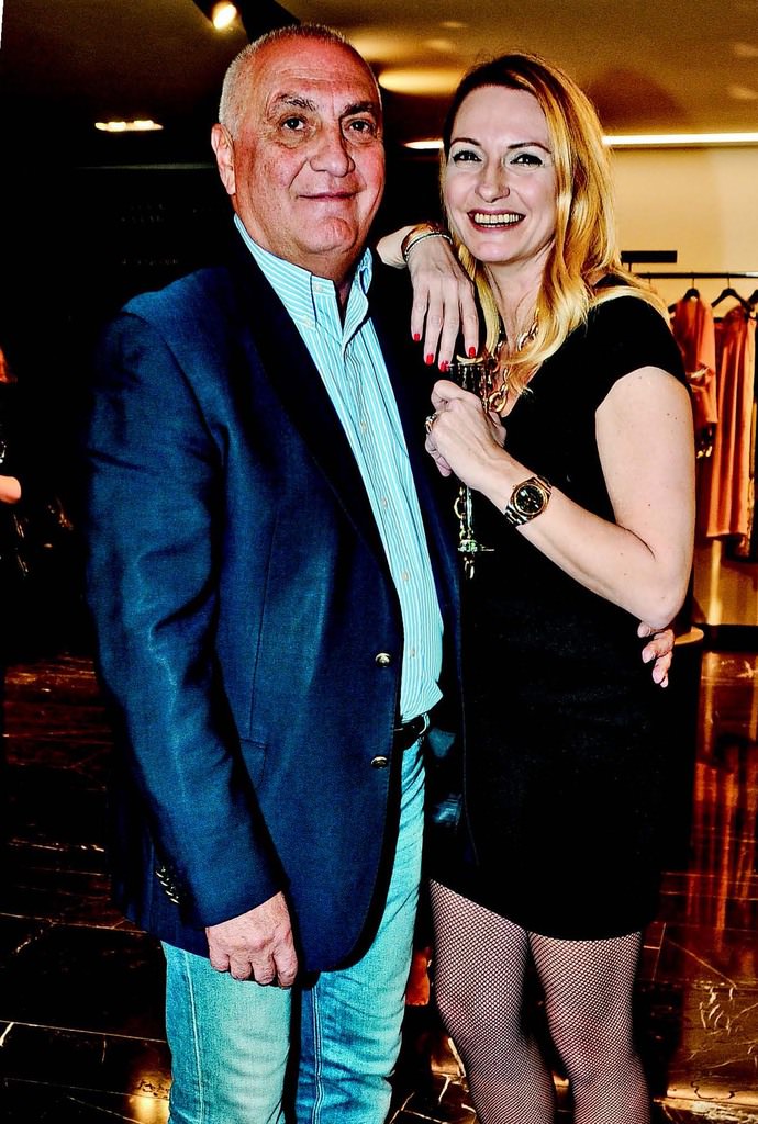 Deniz yıldızlarını su yüzüne çıkardı