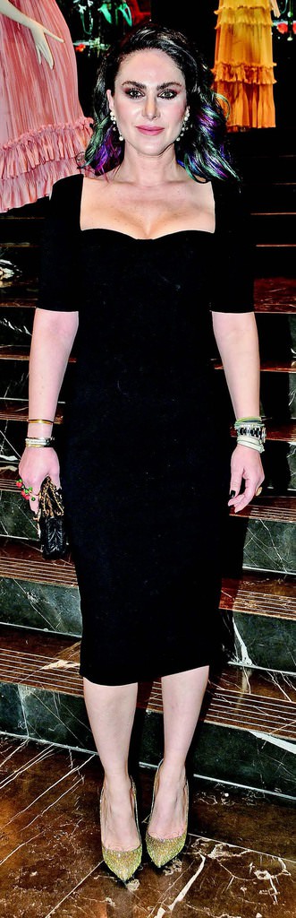 Deniz yıldızlarını su yüzüne çıkardı