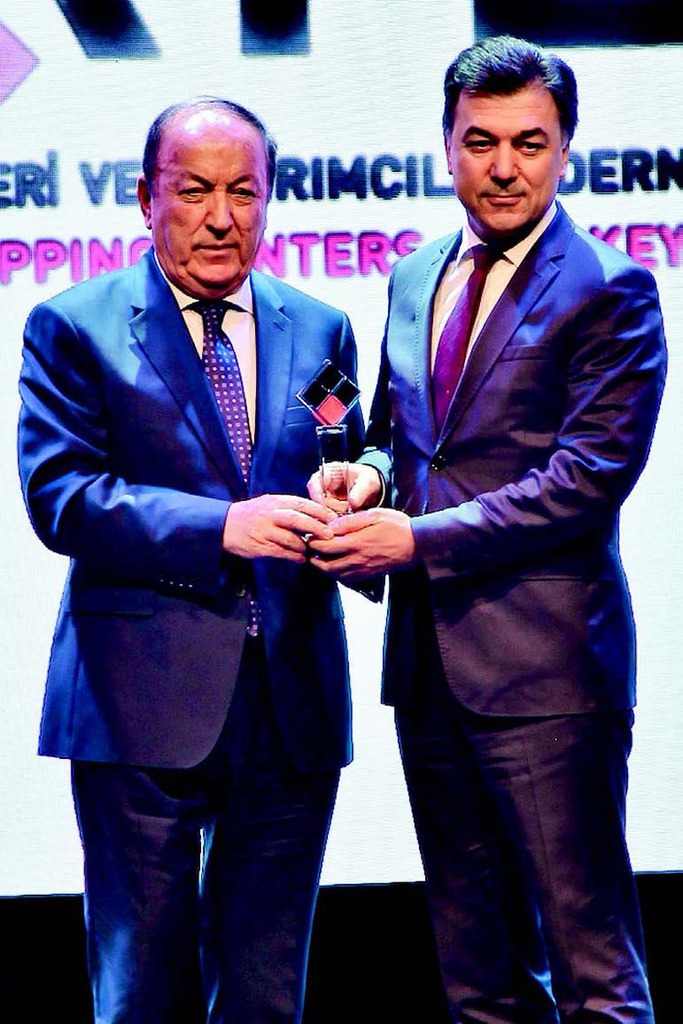 Ünlü markalar ödüllendirildi