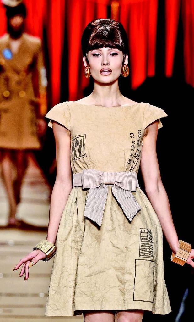 İtalyan moda devleri Milano'da şov yaptı 