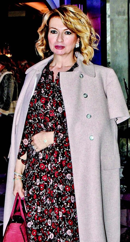 Atıl Kutoğlu'ndan 'Açık Kapı' yararına defile